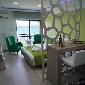 Lazuli Sea View-beachfront Ap 405 Apartment Larnaca